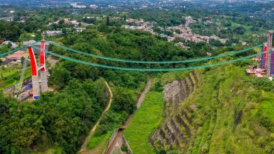 Telan Dana Rp188 Milyar, Jembatan Kaca Terpanjang di RI Akan Segera Hadir di Bogor