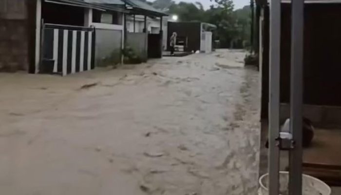 Banjir Terjang Perumahan Green Pamengkang, Ratusan Rumah Terendam