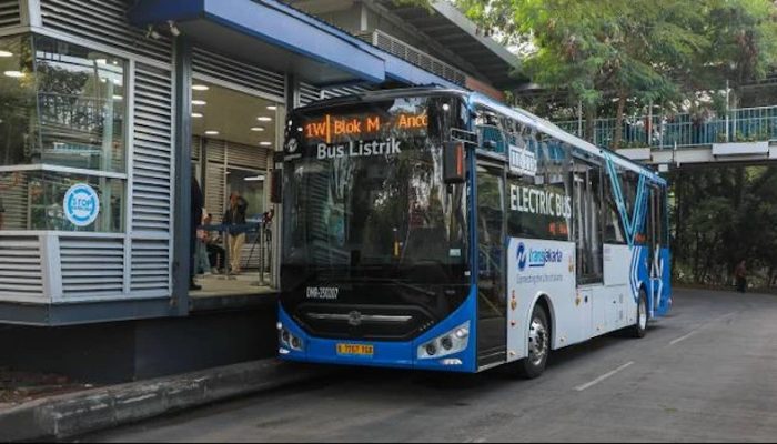 Polisi Lakukan Pendalaman Terhadap Dua Pria Pelaku Asusila di Bus TransJakarta