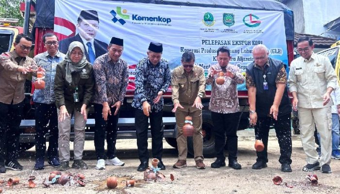 Bidik Pasar Global, Subang Kirim 96 Ton Kopi ke Pasar Aljazair