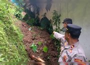 ‎Polsek Malausma Lakukan Penanganan Awal Longsor di Majalengka