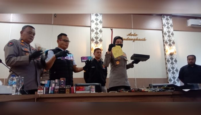 ‎Polres Majalengka Ungkap Rangkaian Pencurian Alfamart, Sejumlah Tersangka Diamankan‎‎