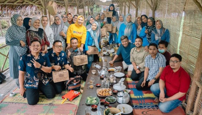 Optimalkan Layanan, SPPG Kebon Cau Sumedang Gelar Silaturahmi dengan Kepala Sekolah Penerima Manfaat