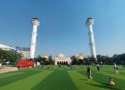 Pemprov Jabar Setop Dana Operasional, Pengelola Ungkap Dampak Serius di Masjid Raya Bandung