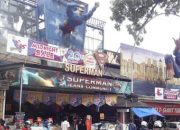 Jalan Cihampelas, Ikon Sentra Jeans Bandung yang Mulai Tergerus Zaman