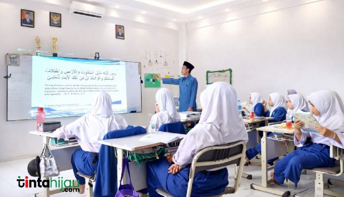 Terbitkan SE Nomor 7 Tahun 2026, Kemendikdasmen Jamin Nasib dan Kesejahteraan Guru Non-ASN