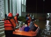 Luapan Sungai Citalahab Rendam Dua Desa di Ciamis, Ratusan Warga Mengungsi