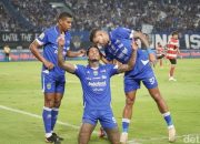 Maung Bandung Mengamuk di GBLA, Madura United Tak Berdaya