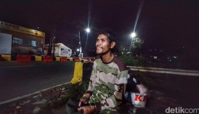 Kisah Haru Asep, Mudik Jalan Kaki dan Menumpang Truk demi Bertemu Ibu di Ciamis