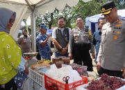 Antusias Warga Pagaden Beli Sembako Murah di Gerakan Pangan Murah Polri