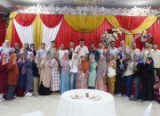 SPPG Pasirkareumbi 03 dan Dangdeur 08 Subang Beri Paket Lebaran untuk Guru dan PIC Sekolah Mitra Program MBG