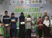 Senyum Bahagia! 65 Anak Yatim dan Piatu di Tanjungsari Timur Terima Santunan