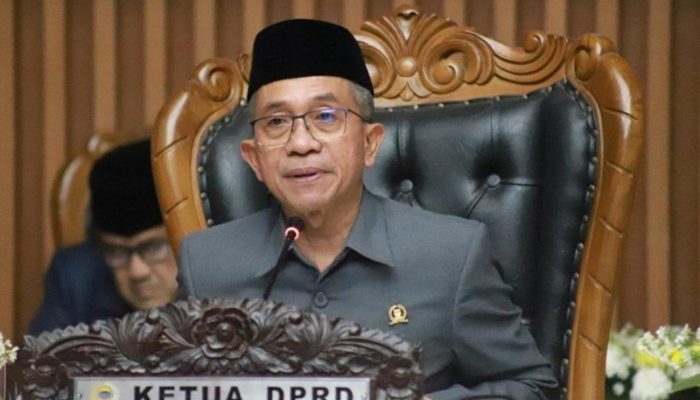 Ketua DPRD Kota Bandung Pasang Badan Kawal THR PPPK Paruh Waktu