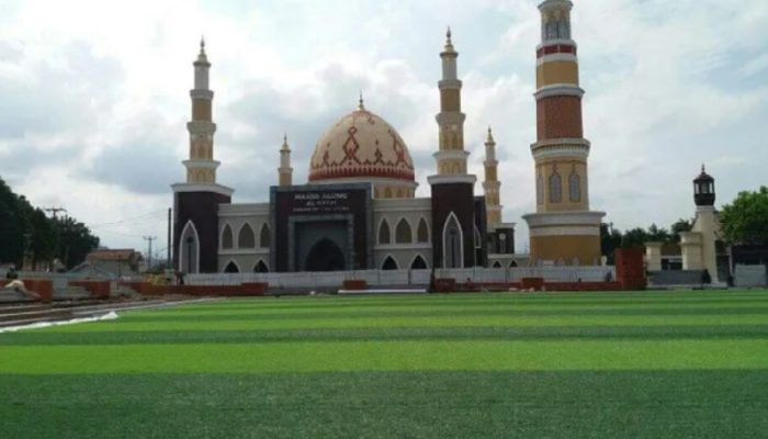 Suasana Malam Ramadan Kian Semarak, Ini Jadwal Imsakiyah Cirebon, Indramayu, dan Kuningan 19 Maret 2026
