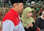 Ziarah ke Makam Vidi Aldiano, Ibunda Sampaikan Pesan Haru dan Terima Kasih untuk Penggemar