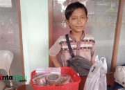Bantu Orang Tua, Rezda Rela Jalan Kaki Jualan dari Alun-alun Majalengka hingga Cigasong