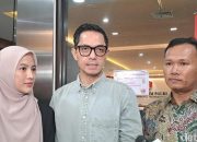 Terseret Kasus PT DSI, Dude Harlino dan Alyssa Soebandono Penuhi Panggilan Bareskrim Polri