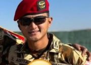 Tangis Keluarga Pecah saat Sambut Kedatangan Jenazah Mayor Anumerta Zulmi Aditya di Cimahi