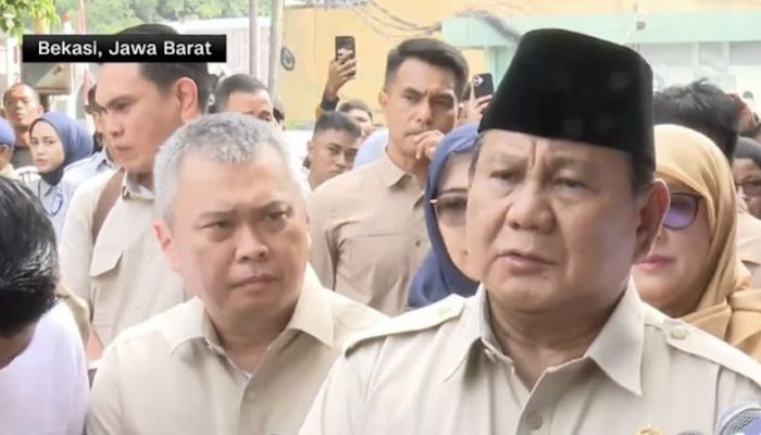 Presiden Prabowo Jenguk Korban Kecelakaan Kereta di RSUD Bekasi