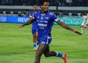 Persib Bandung Tumbangkan Bali United 3-2 di GBLA