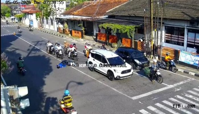 Kelelahan Usai Piket 24 Jam, Anggota Damkar Gunungkidul Pingsan di Jalan