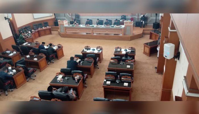 ‎Wakil Ketua DPRD Majalengka Soroti Peran Sekda Usai OPD Minim Hadir di Paripurna