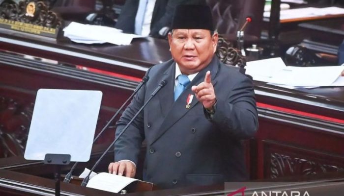 Prabowo Tegaskan Program MBG Tetap Berjalan, Minta Kepala Daerah Awasi Dapur SPPG