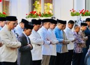 Kunjungan Kenegaraan ke Prancis, Presiden Prabowo Salat Iduladha Bersama Diaspora di Paris