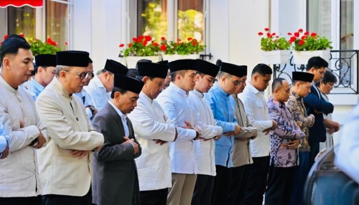 Kunjungan Kenegaraan ke Prancis, Presiden Prabowo Salat Iduladha Bersama Diaspora di Paris
