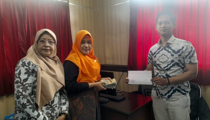 ‎Siswa PAUD di Jatiwangi Serahkan Donasi Perdana Program SIGAP ke BAZNAS Majalengka‎