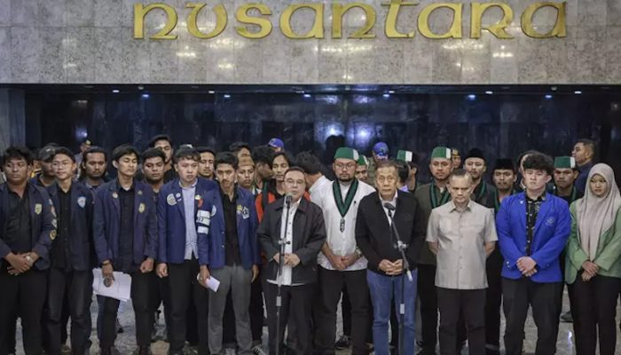 Temui Pimpinan DPR, Perwakilan Mahasiswa Tuntut Stabilitas Harga BBM dan Bahan Pokok