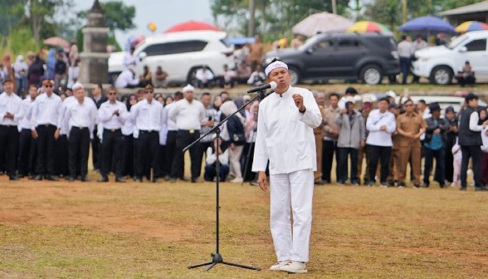 720 ASN Dilantik di Desa Terpencil, KDM Tegaskan Birokrat Jangan Hanya Duduk di Balik Meja