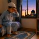 Tak Perlu Marah-Marah, Ini Cara Mengajak Anak Rajin Sholat Subuh