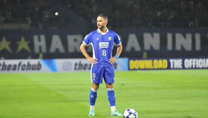Lepas Rindu di Kampung Halaman, Ini Aktivitas Gelandang Persib Luciano Guaycochea Selama Libur di Argentina