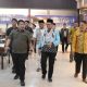 Momen Hangat Bupati Rey dan Wabup Agus Masykur Saat Jemaah Haji Subang Tiba di Tanah Air