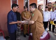 Bupati Subang Serahkan Santunan untuk Keluarga Kru Sisingaan Korban Tersengat Listrik di Cikarang