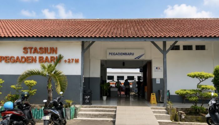 KA Dharmawangsa Perkuat Konektivitas Subang, Penumpang di Stasiun Pegaden Baru Meningkat
