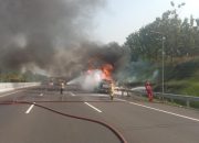 Truk Tangki Solar Ludes Terbakar di Tol Cipali KM 80, Jaluar Lain Lumpuh Total