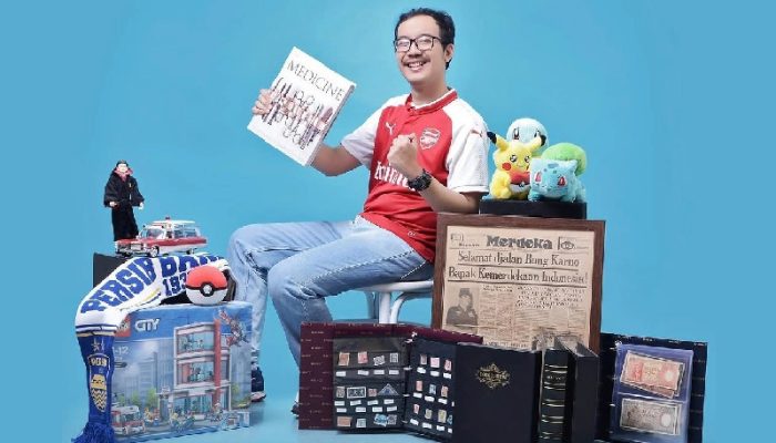 dr. Dimas Kurnia Hidayat, Menjaga Napas Sejarah Persib Lewat Ratusan Memorabilia