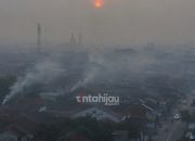 Polusi Asap Selimuti Subang Kota, Camat Subang: Dugaan Berasal dari Eks TPA Panembong