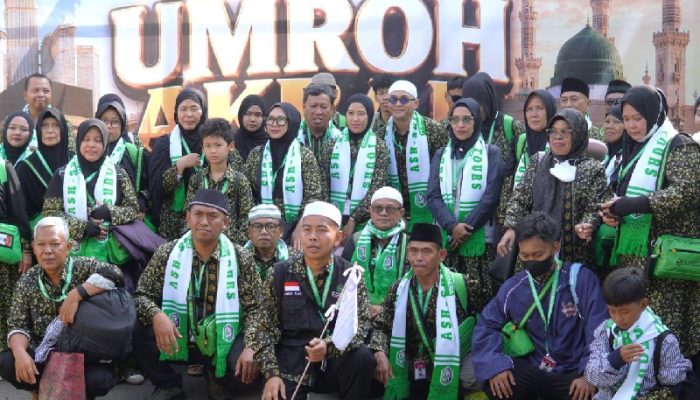 Carter Satu Pesawat Garuda, Ash-Shiddiq Tours Berangkatkan 367 Jemaah Umrah dari Subang